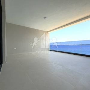Luksuzan penthouse s 3-spavaće sobe, 1. red do mora - Privlaka-Zadar