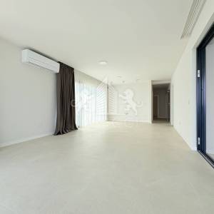 Luksuzan penthouse s 3-spavaće sobe, 1. red do mora - Privlaka-Zadar