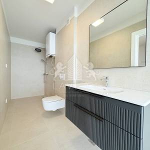 Luksuzan penthouse s 3-spavaće sobe, 1. red do mora - Privlaka-Zadar