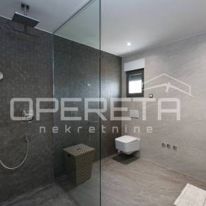 Luksuzna vila s bazenom, 300m2, Zatoglav