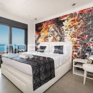 Luksuzna Vila u Makarskoj – SNIŽENA CIJENA!