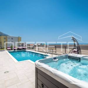 Luksuzna Vila u Makarskoj – SNIŽENA CIJENA!