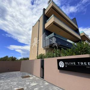 Luksuzni 1-sobni apartman s krovnom terasom - Sukošan, Zadar