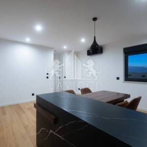 Luksuzni 1-sobni apartman s krovnom terasom - Sukošan, Zadar