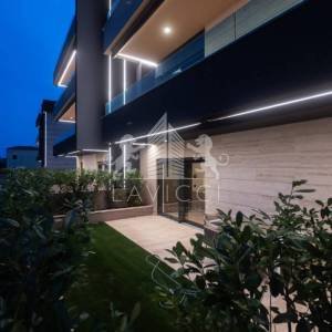 Luksuzni 1-sobni apartman s vrtom - Sukošan, Zadar