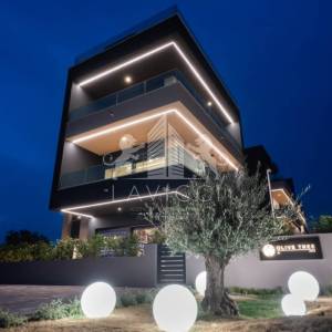 Luksuzni 2-sobni apartman s vrtom - Sukošan, Zadar