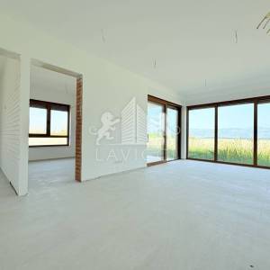 Luksuzni 3-sobni penthouse s pogledom na more - Nin