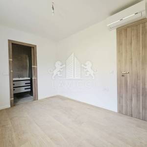 Luksuzni dvosobni apartman s vrtom - Sukošan, Zadar