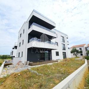 Luksuzni dvosobni apartman s vrtom - Sukošan, Zadar