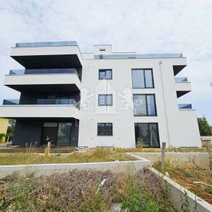 Luksuzni dvosobni penthouse s krovnom terasom - Sukošan, Zadar