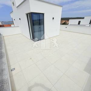 Luksuzni dvosobni penthouse s krovnom terasom - Sukošan, Zadar
