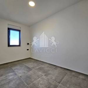 Luksuzni dvosobni penthouse s bazenom - 70m od mora,Privlaka