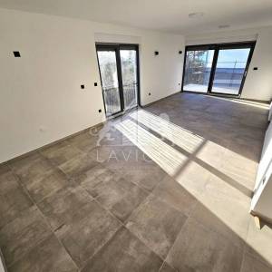 Luksuzni dvosobni penthouse s bazenom - 70m od mora,Privlaka