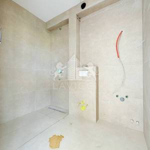 Luksuzni penthouse s krovnom terasom i garažom - Sukošan, Zadar