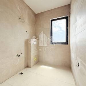 Luksuzni penthouse s krovnom terasom i garažom - Sukošan, Zadar