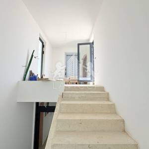 Luksuzni penthouse s krovnom terasom i garažom - Sukošan, Zadar