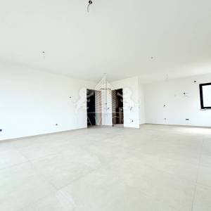 Luksuzni penthouse s krovnom terasom i garažom - Sukošan, Zadar