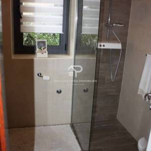 Luksuzni trosoban stan 110m2 u Poreču s pogledom na more 