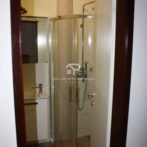 Luksuzni trosoban stan 110m2 u Poreču s pogledom na more 