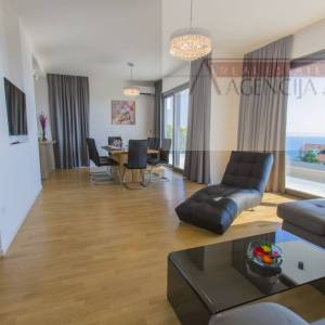 Makarska luksuzna vila 350 m2  - pogled na more - ekskluziva