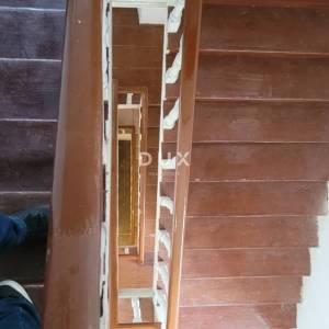 MALI LOŠINJ – Povijesna kamena kuća 450 m² u srcu Lošinja, 50 m od mora, idealna za boutique hotel ili Bed&Breakfast!