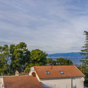 MALINSKA - apartman 70 metara od plaže