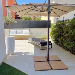 Malinska – apartman u prizemlju s okućnicom!