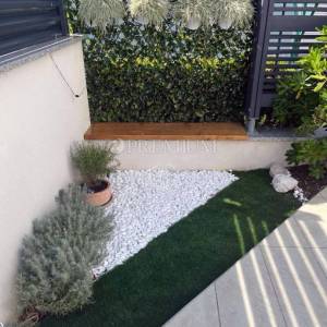 Malinska – apartman u prizemlju s okućnicom!