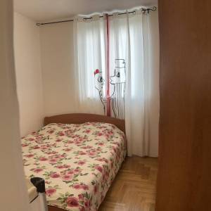 MALINSKA - Apartman u prizemlju s terasom i jacuzzijem
