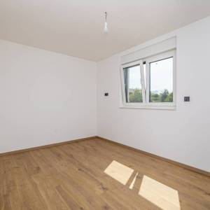 MALINSKA - Dva apartmana u novogradnji