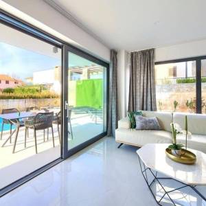 Malinska - Dvoetažni apartman s bazenom