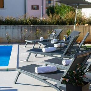 Malinska - Dvoetažni apartman s bazenom