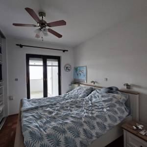 MALINSKA - Dvojna kuća s lijepom okućnicom