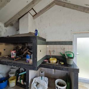 MALINSKA - Dvojna kuća s lijepom okućnicom