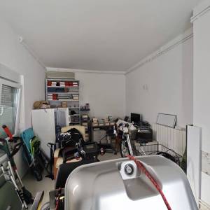 MALINSKA - Dvojna kuća s lijepom okućnicom