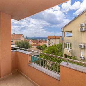 MALINSKA - Dvosobni apartman na prvom katu