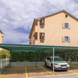 MALINSKA - Dvosobni apartman na drugom katu