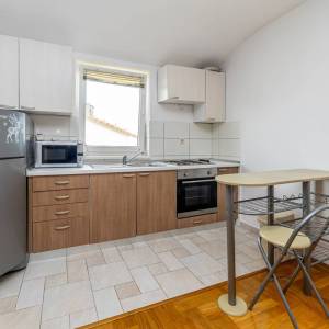 MALINSKA - Dvosobni apartman na drugom katu