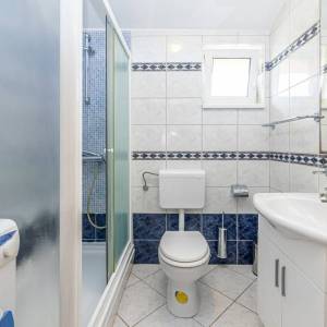 MALINSKA - Dvosobni apartman na drugom katu