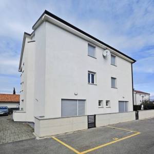 MALINSKA - Jednosobni apartman u prizemlju