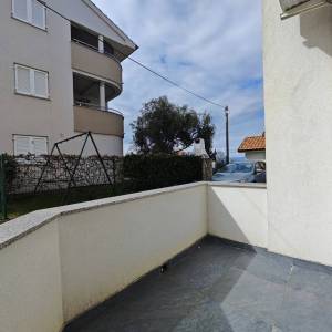 MALINSKA - Jednosobni apartman u prizemlju