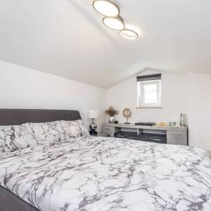 MALINSKA - Kompletno renoviran apartman s pogledom na more