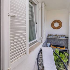 MALINSKA - Kompletno renoviran apartman s pogledom na more