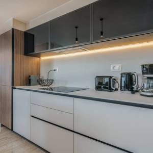 MALINSKA - Luksuzni apartman s bazenom u blizini mora