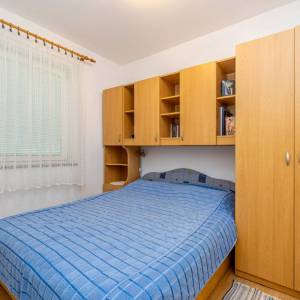 MALINSKA, okolica - Samostojeća kuća