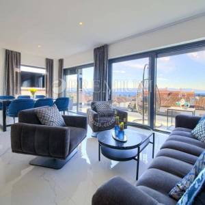 Malinska, penthouse s pogledom na more!