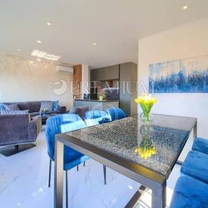 Malinska, penthouse s pogledom na more!