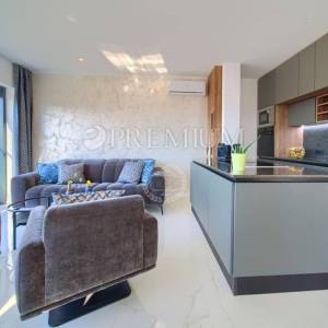 Malinska, penthouse s pogledom na more!