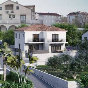 MALINSKA - Zemljište s idejnim projektom za dvojnu kuću