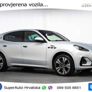 Maserati Grecale Folgore 105 kWh AWD 557 KS, MATRIX+ACC+4xGR SJED+360+PANO+VIRT
